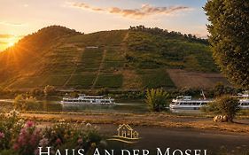 Haus an der Mosel